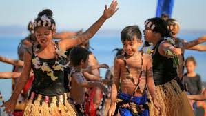 Indigenous culture means a culture ( a set of customs, beliefs, attitudes, art, way of life etc.) that is developed and practised by all or majority of the people of a specified area. Celebrate Indigenous Culture With These Queensland Experiences 9travel