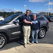 Profile for Dylan Lamm-Lee Chrysler Dodge Jeep Ram