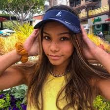 Natalie Engelhardt's Instagram, Twitter & Facebook