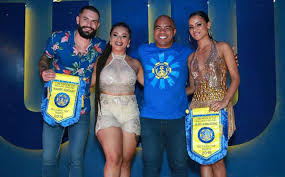 We would like to show you a description here but the site won't allow us. Gleici Damasceno E Apresentada Como Musa Da Escola De Samba Paraiso Do Tuiuti Confira As Fotos Estrelando