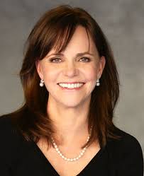 Actress Sally Field learns she is a descendant of William Bradford