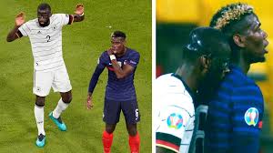 Pogba approached spanish referee carlos del cerro grande, apparently to alert him to the episode, but no action was taken. Jmrpg19a0trdzm