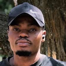 🌺🌺 His Sadie 👑👑 💫 Just us 💫 🎀 A short romance story 🎀 Episode 21 [  The party II ] ” Why are you staring at me like that?” Sadie asked