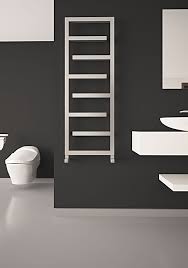 Seche Serviettes Electrique A Eau Chaude Vertical En Acier Inoxydable Eclipse Carisa Desi Idee Salle De Bain Seche Serviette Electrique Salle De Bain