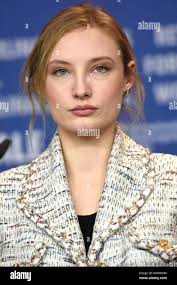 Julia roy hi-res stock photography and images