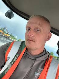 Jonathan Masson (@masson3898) • Threads, Say more