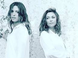 Sandrine quétier was married with director fabrice michelin and has two children, lola (born in 2001) and gaston (born in 2003). Epingle Sur People