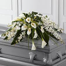 We have taken our intense training and design knowledge to the next level by mixing it with a modern design options to create stunning pieces for the attendees to enjoy in a time of distress. Funeral Flower Arrangements Sympathy Flower Arrangements For Funerals Milwaukee Flower Delivery Bel Aire Flowers West Allis Wisconsin