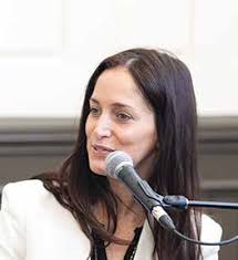 34. 10. 18. A DecADe of TrAnsformATion: