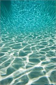 Tim Laman Die Sonne Wird In Mustern Im Pool Reflekltiert Ozean Fotografie Unterwasser Fotografie Wasser Malen