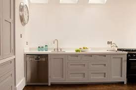 Handleless Shaker Kitchen In Southfields London Modern Shaker Kitchen Shaker Kitchen Contemporary Kitchen