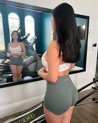 Your friend says My wife is lazy. What do you think about swapping bodies  with her every morning and working out at the gym? — You agree, but  everything changes when she