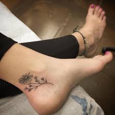 30 Ankle Tattoos Every Woman Must See Trendiefy Com Place Of Trends And Entertainment Foot Tattoos Tattoos For Women Flowers Ankle Tattoos For Women