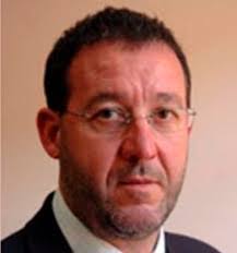 Pedro Olloqui's Instagram, Twitter & Facebook