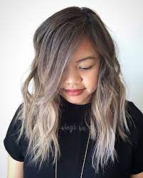 40 Stunning Medium Hairstyles For Round Faces Medium Hair Styles Hair Styles Hairstyles For Round Faces