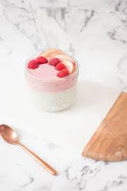 Le Pudding Tout Le Monde Connait Mais Qu En Est Il Du Pudding De Chia Une Graine Miraculeuse Rich Pudding De Chia Recette A Base De Legumes Recette Dessert