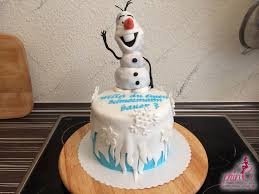For the ganache you do your own caramel just a bit of sugar well caramelise and add cream to make it soft. Die Eiskonigin Olaf Der Schneemann Princi Cakes