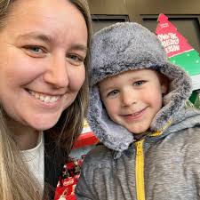 Primary care/internal medicine docs with Sanford you'd recommend?  Specifically for mid-40's woman. Need heart checked, fatigue checked,  probably hormones checked, so need a doc who will listen and take concerns  seriously, as