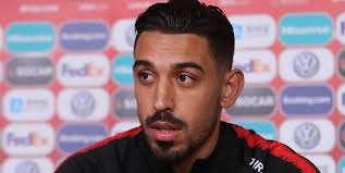 İrfan can kahveci, altyapıda gösterdiği başarılı performans sonrası, 2012 senesinde fuat çapa yönetimindeki gençlerbirliği takımı ile profesyonel sözleşme imzaladı. Futbolarena Na Twitteri Irfan Can Kahveci Fenerbahce De Oynamak Istiyorum Turkiye Gazetesi