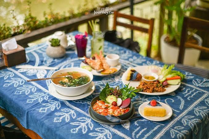 清邁彩色健康糯米飯料理