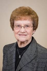 Lacey Belcher's Instagram, Twitter & Facebook