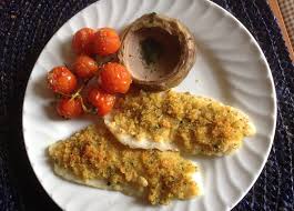 Oggi si parla di pesce, un alimento sano e leggero, ricco di proprietà benefiche e vitamine che non dovrebbe mai mancare nell'alimentazione di ognuno di noi. Filetti Di Orata Gratinati All Arancia Con Fondi Di Carciofo E Pomodorini Confit Silva Avanzi Rigobello