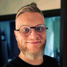 After 26 fulfilling and formative years, I'm stepping away from my role at  Toys for Bob to reflect and recharge. With immeasurable gratitude, I thank  all the special human beings (and dogs)