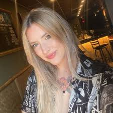 holly capps (@hollyjcapps)