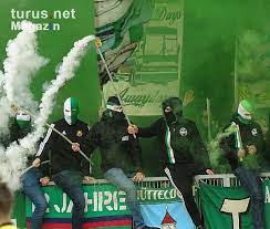 Check spelling or type a new query. Wenn Der Sk Rapid In Die Provinz Einfallt Turus Net Magazin