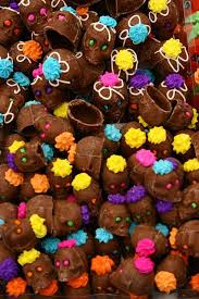 Calaveras De Dulce Dia De Muertos Calaveritas De Chocolate Con Imagenes Calaveras De Chocolate