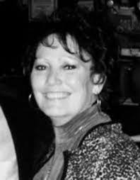 Tina Halstead's Instagram, Twitter & Facebook