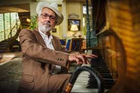 Divulgação/globo) um dos maiores nomes da nossa dramaturgia, como ator e diretor, e também dono de uma voz marcante, paulo josé é daqueles artistas de quem o público sempre se sentiu próximo. Vburkzgknk3otm