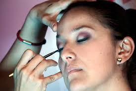 8 tips para pasar de un maquillaje de día a uno de noche, ¡fácil y rápido! 