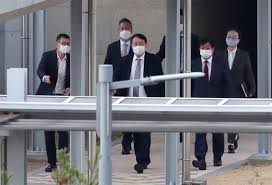 뉴스타파는 <윤석열 아내 김건희, 주가조작 연루 의혹 경찰 내사 확인> 기사를 통해 경찰이 지난 2013년 도이치모터스 주가조작 의혹 사건과 김건희 씨의 관여 여부를 내사하다 중단한 사실을 보도했다. ì†ë³´ ì¤'ì•™ì§€ê²€ ìœ¤ì„ì—´ ì´ìž¥ ë¶€ì¸ íšŒì‚¬ì˜ ê³¼ì„¸ìžë£Œ í™•ë³´ ì••ìˆ˜ìˆ˜ìƒ‰ ì˜ìž¥ ì§'í–‰ ê²½í–¥ì‹ ë¬¸