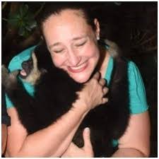 Shelly Drews's Instagram, Twitter & Facebook