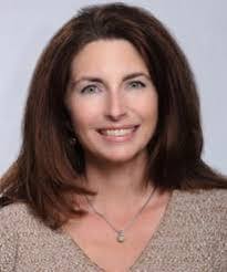 Dawn Maddox's Instagram, Twitter & Facebook