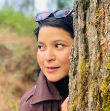 yo k chaliraxa? Prank call ko ko lai aayo ta?😂 Bijuta Chamling Sapana  Chamling