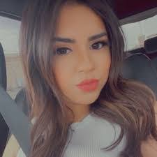 Adriana Pando's Instagram, Twitter & Facebook