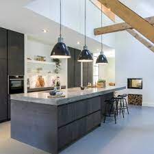 functioneel de keuken is op maat en functioneel maar heeft ook een warme uitstr functioneel de keuken is op maat en fun keuken keuken ontwerpen keuken ontwerp