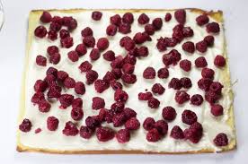 Buche Chocolat Blanc Framboises Au Thermomix Yummix Recette Buche Chocolat Blanc Framboise Chocolat Blanc Chocolat