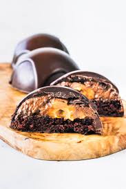 Small silicone baking molds are also easier to find, less expensive, and the most versatile (more on that below) sorts available. Chocolate Bomb Pies And Tacos