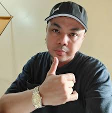 The hero becomes the fugitive. Watch the new trailer for #AngelHasFallen  now