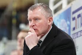 Dresdner Eislöwen: Das fordert Coach Niklas Sundblad nach der  Peinlich-Pleite von Selb