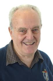 Tony Hadlow opens up about parents' deaths in message to Tauranga holiday  drivers