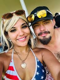 Amanda Waldrup's Instagram, Twitter & Facebook