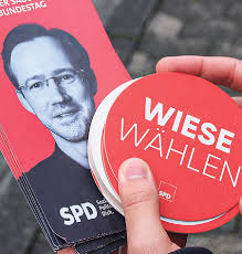 die Bundestagswahl wird ein knappes Rennen. Es kommt auf jede Stimme an.  Wenn ich die Bilder sehe, wie viele von euch Plakate a
