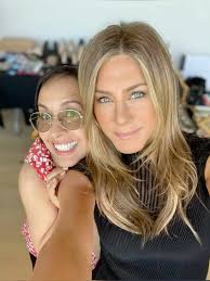 No se es una mujer ponez nena