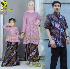 Baleomol juga menyediakan ruang pelatihan jualan online untuk pelaku dropshipper dan ruang pelatihan untuk pelaku supplier dalam mengembangkan produk dan usahanya. 100 Realpict Baju Couple Ibu Ayah Dan Anak Couple Ibu Ayah Dan Anak Perempuan Kebaya Couple Couple Keluarga Lazada Indonesia