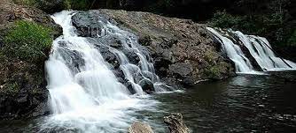 Jam buka wisata dan harga tiket air terjun tanggedu. Curug Layung Info Harga Tiket Masuk Misteri Peta Lokasi Wisata Cisarua Lembang