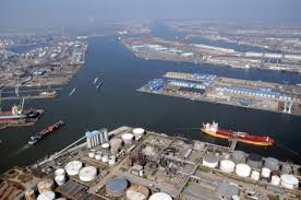 600 meter vom hauptbahnhof entfernt. Zweifacher Rekord Fur Den Hafen Antwerpen Hafenzeitung